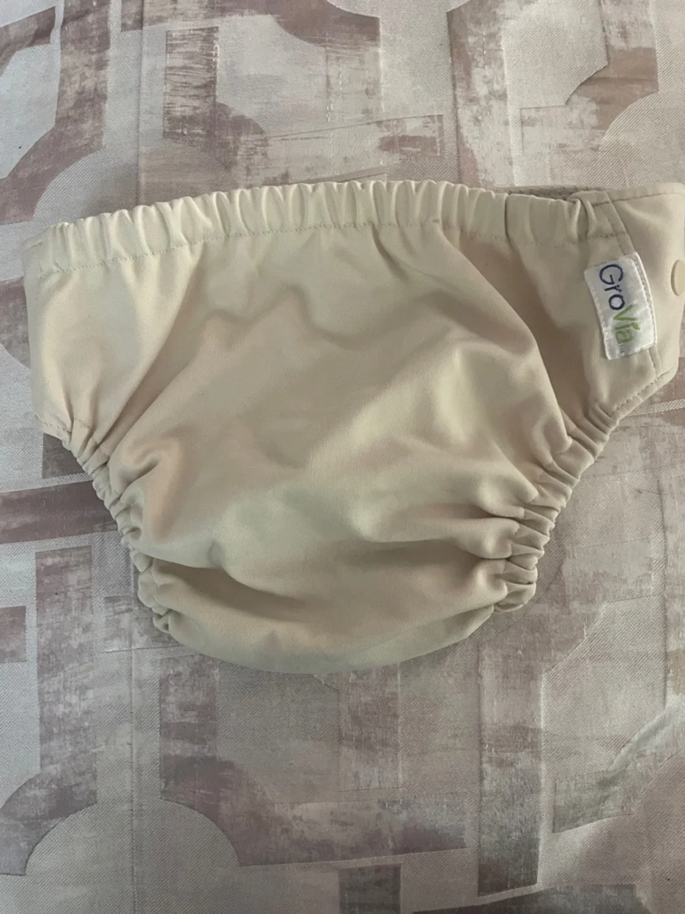 Cloth diapers  Grovia Babgoal, Pure Reusable  covers snaps adjustable floral
